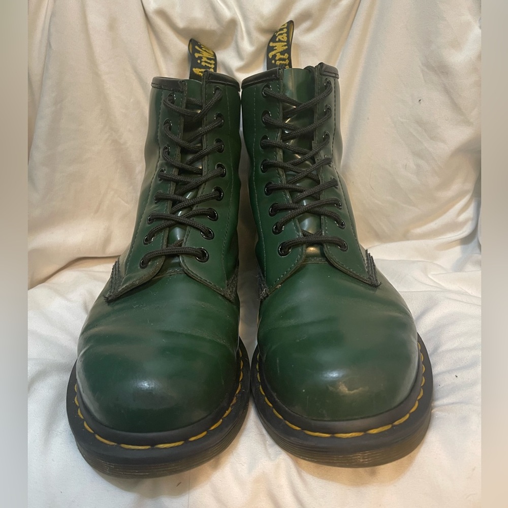 Dr. Martens 1460 green smooth leather lace up boots